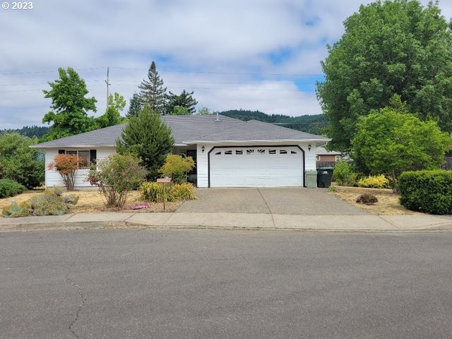 1503 Kaley Ct, Sutherlin, OR 97479