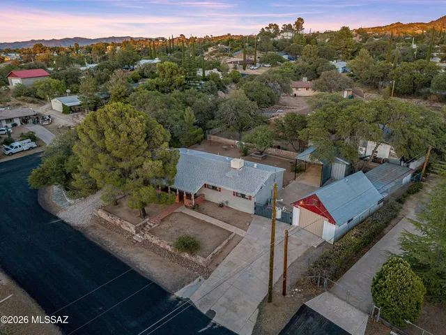 905 W  Discover St, Oracle, AZ 85623