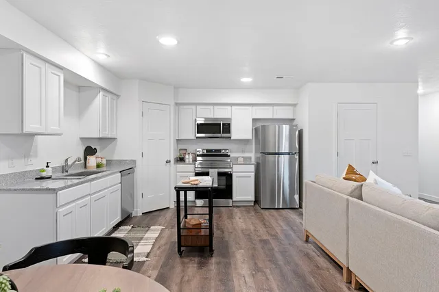 3706 S  1900 W #ab099dcf0, Roy, UT 84067