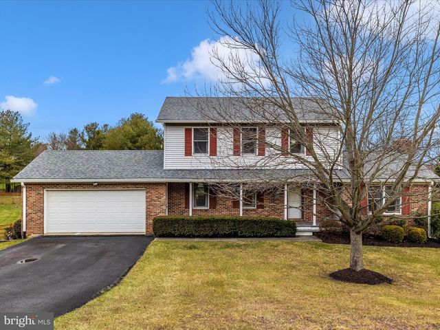 6655 Christy Acres Ct, Mount Airy, MD 21771