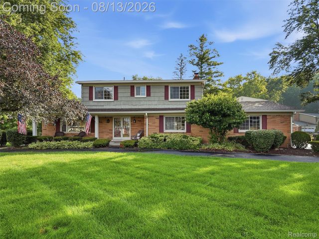 52338 Livingstone Ct, Shelby Township, MI 48316