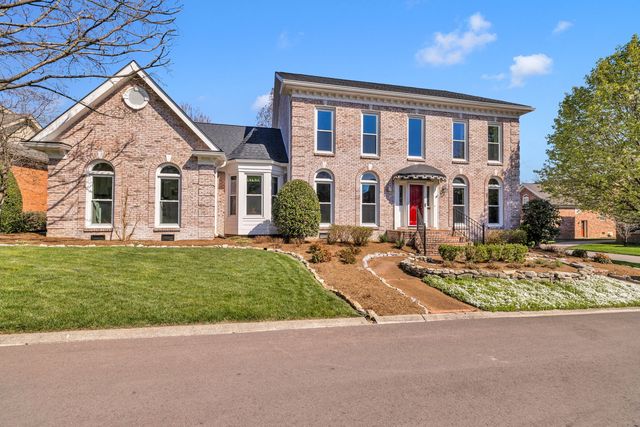 112 Courtyard Dr, Brentwood, TN 37027