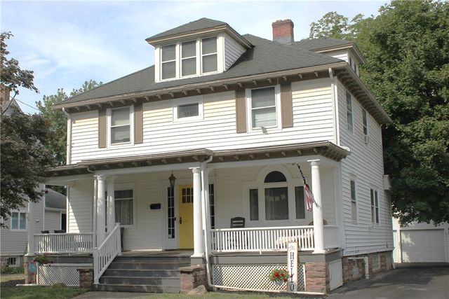 412 Erie St, Medina, NY 14103