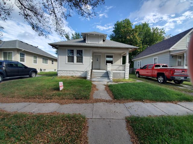 1242 Claremont St, Lincoln, NE 68508