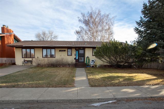 409 8th Ave S, Cut Bank, MT 59427