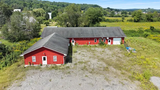 100 Cherry Tree Hill Lane, Barton, VT 05822