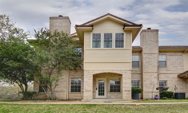 2148 Lakeforest Dr, Weatherford, TX 76087
