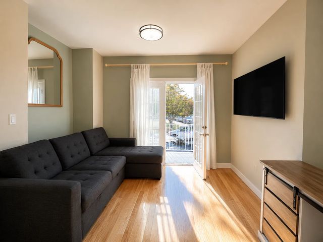 501 Van Sicklen St #1, Brooklyn, NY 11223