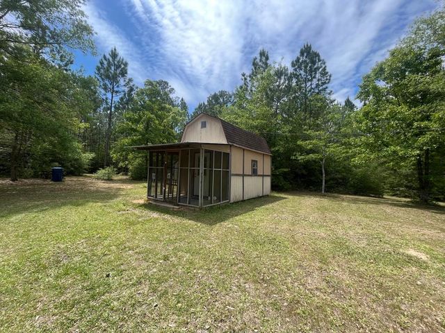 46 Country Heritage Rd, Poplarville, MS 39470