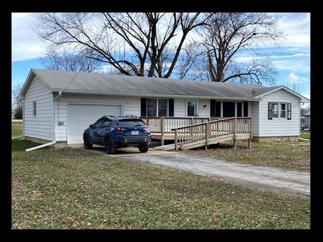 203 S  Shelby St, Clarence, MO 63437