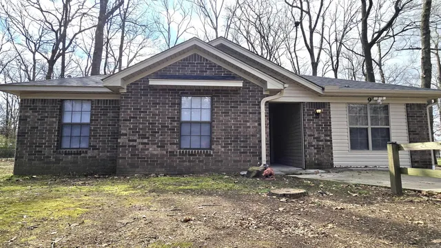 9 Raccoon Trl, Conway, AR 72032