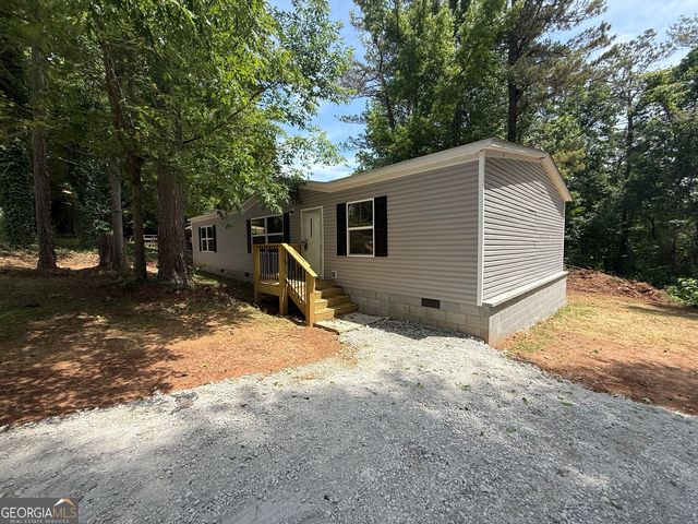 166 Evergreen Dr, Carrollton, GA 30117