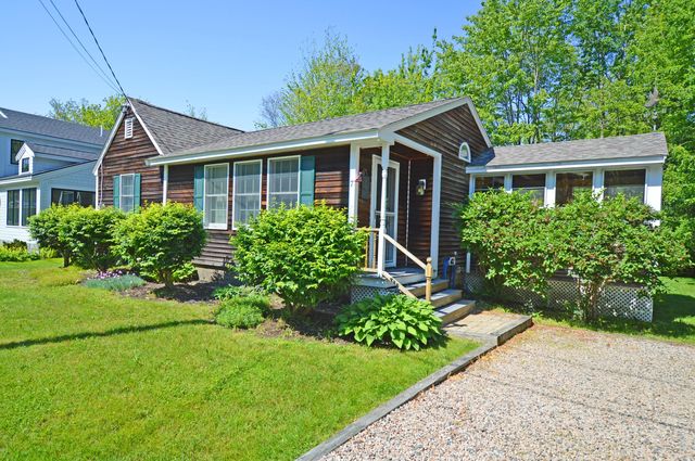 7 Community House Rd, Kennebunkport, ME 04046