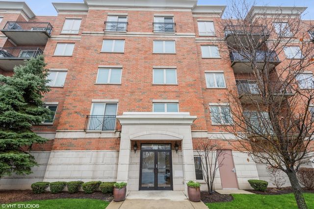 5924 N  Lincoln Ave #207, Chicago, IL 60659