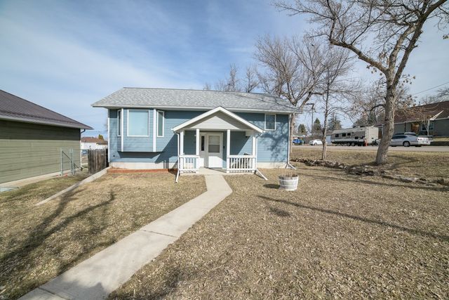1825 9th Ave S, Great Falls, MT 59405