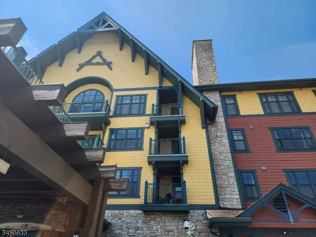 200 State Rt 94 Unit 421 BLDG 200 #421, Vernon, NJ 07462