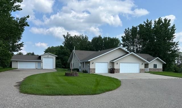 19677 Sunny Ln, Starbuck, MN 56381