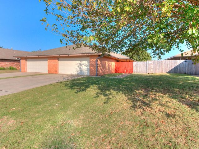 8112 Azalea Ave, Oklahoma City, OK 73132