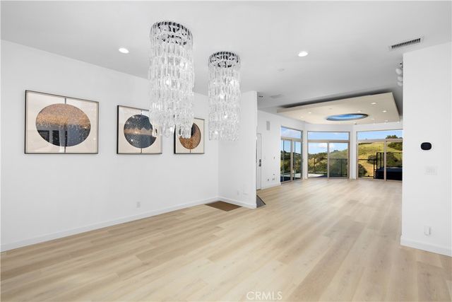 2637 N  Mountain Ave, Claremont, CA 91711