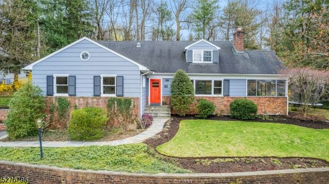 40 Twombly Dr, Summit, NJ 07901