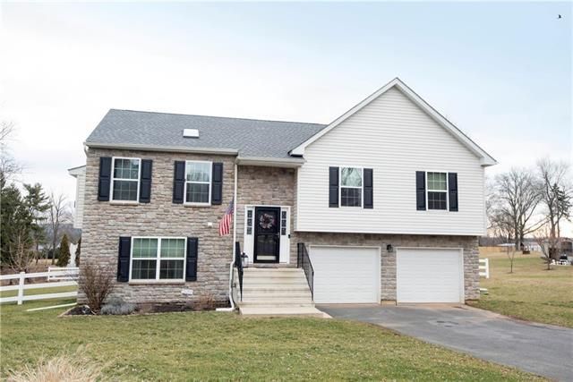 5255 Price Ave, Coopersburg, PA 18036