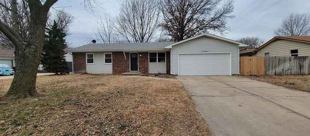 619 S  Queen Ave, Maize, KS 67101