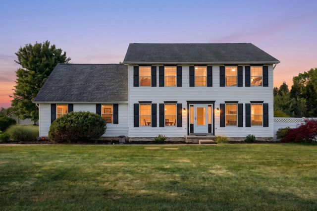 120 Derby Dr, Hanover, PA 17331