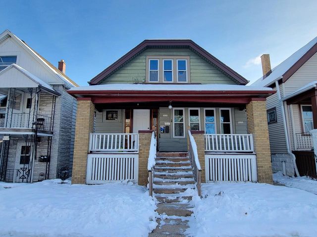 3020 South 9th PLACE, Milwaukee, WI 53215
