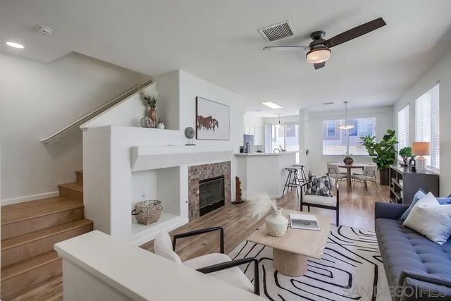 11857 Spruce Run Dr #C, San Diego, CA 92131