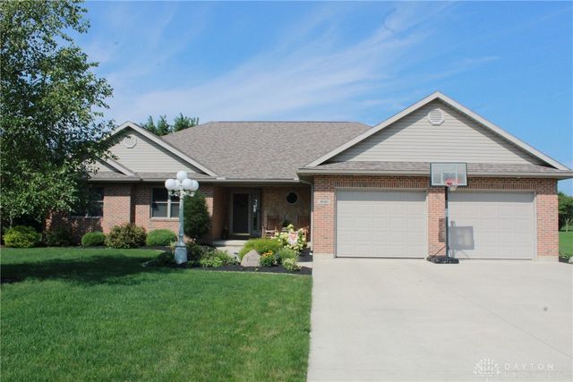 4640 Sierra Dr, Celina, OH 45822