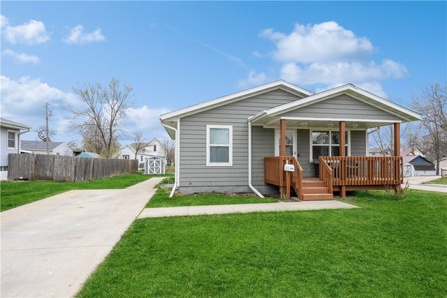 514 W  Montgomery St, Knoxville, IA 50138