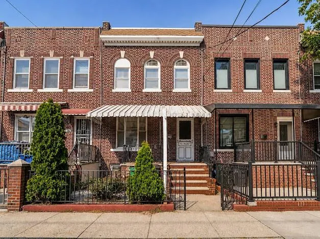 1069 74th St, Brooklyn, NY 11228