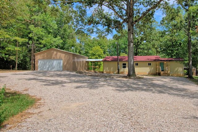 256 Pullen St, Burkeville, TX 75932