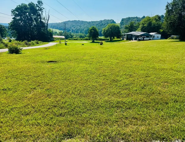 1469 Kelsey Rd, Monticello, KY 42633