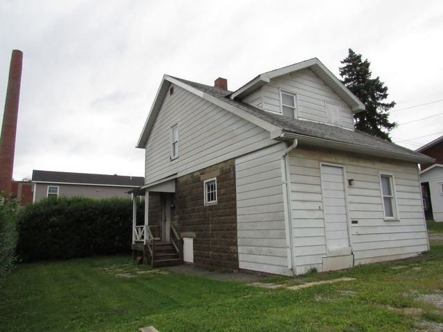 820 Grant St, Indiana, PA 15701