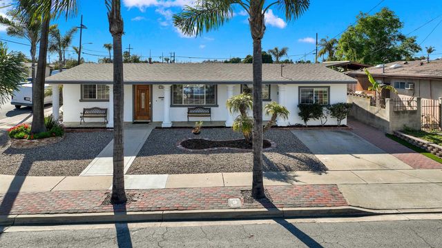 5004 Arvinels Ave, San Diego, CA 92117