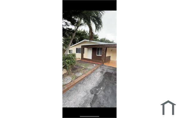 1020 NW 24th Ter, Fort Lauderdale, FL 33311