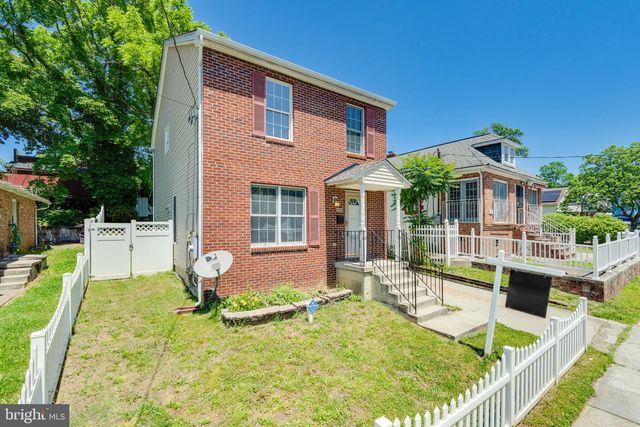 5428 Call Pl SE, Washington, DC 20019