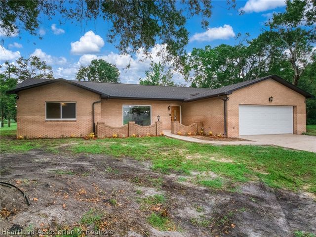 1050 Knollwood Cres, Wauchula, FL 33873