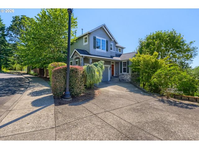 8689 SW 71st Ter, Portland, OR 97223