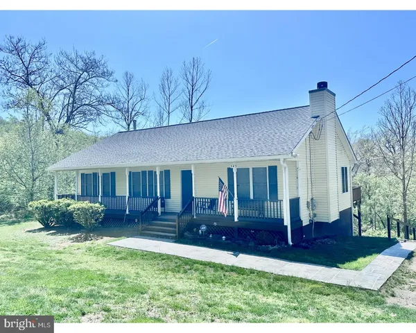 543 Whiskey Still Rd, Linden, VA 22642