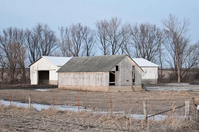2039 140th St, Hazleton, IA 50641