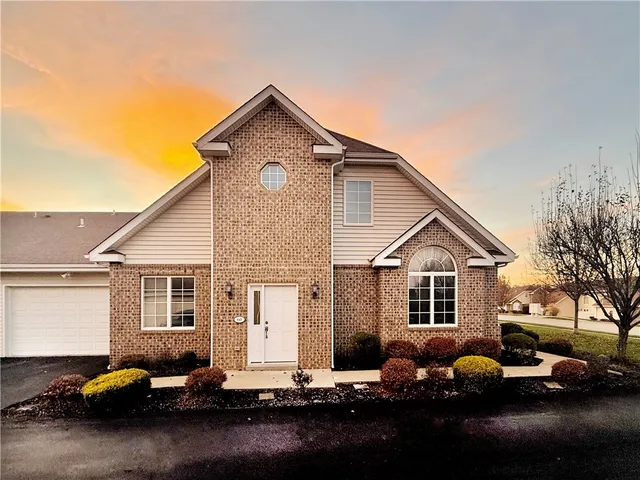60 Nicholas Dr, Beaver, PA 15009