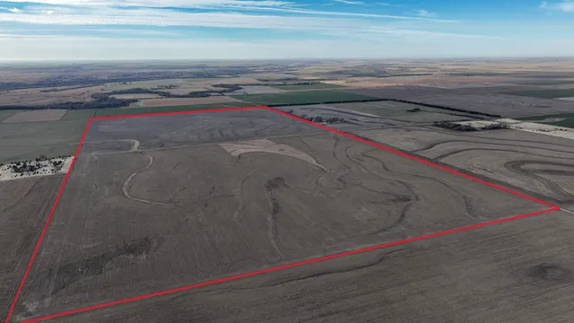 345 County Road F, Garfield, KS 67529