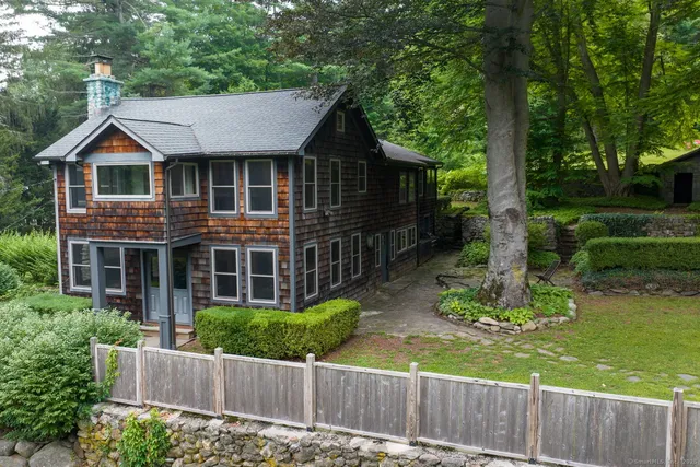 4 Garland Road, New Preston Marble Dale, CT 06777