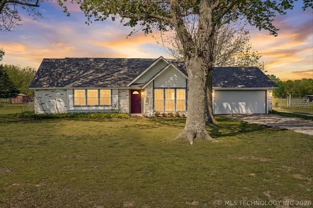 12228 N  Marian Ave, Collinsville, OK 74021