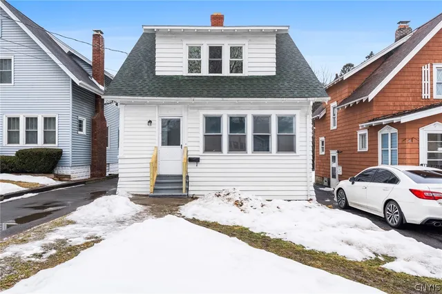 305 Ashdale Ave, Syracuse, NY 13206