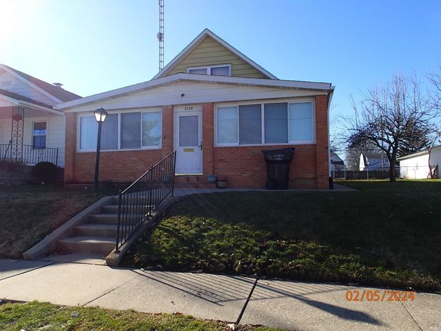 2125 Franklin St, South Bend, IN 46613