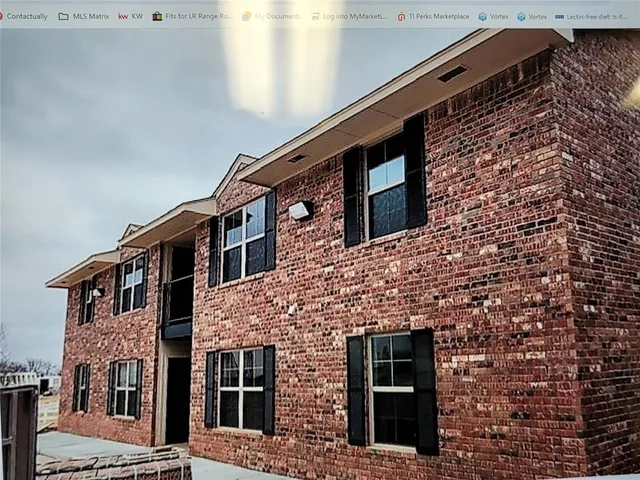 617 W  3rd St, Watonga, OK 73772