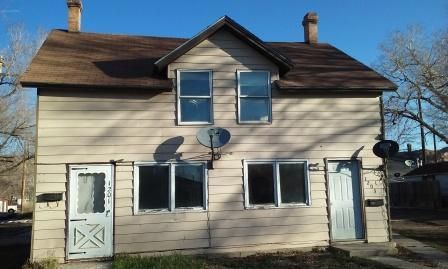 1203 9th St, Rock Springs, WY 82901